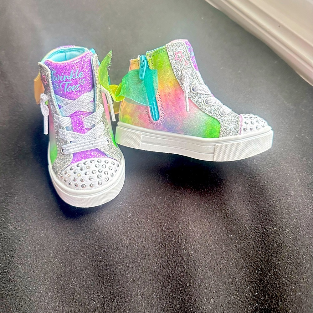 Sketchers twinkle light up sneakers